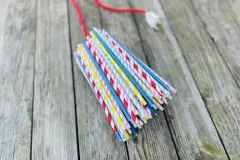 Lampenschirm aus Strohhalmen selber basteln