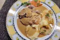 Hasenbraten mit Rahmsoße