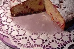 Rührkuchen mit Johannisbeeren