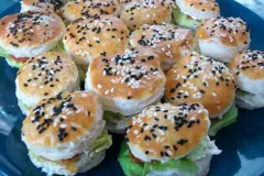 Belegte Blätterteig-Häppchen