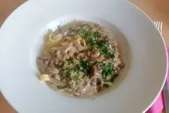 Tagliatelle mit Pilzrahmsoße