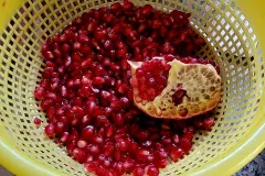 Granatapfel entkernen ohne Spritzer