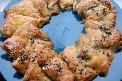 Blätterteig-Pesto-Kranz