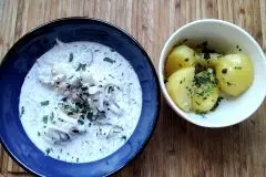 Matjes mit griechischem Joghurt und Sahne