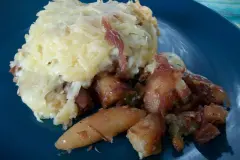 Schupfnudelauflauf mit Blaukraut und Lauch