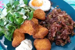 Chicken Nuggets – Lauch & Rotkohl als Beilage