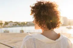 Curly Hair Methode – bring deine natürlichen Locken zum Vorschein