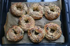 Schnelle Dinkel-Bagels mit Joghurt
