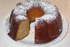 Bananen-Joghurt-Gugelhupf