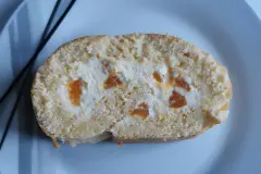 Fluffige Biskuitrolle mit Mandarinen