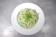 Spinat-Feta-Pasta – einfach & schnell