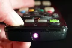 Fernbedienung auf Funktion pr&uuml;fen