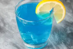 Cyber Angel: Der blaue Cocktail