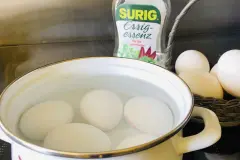 Weichgekochte Eier: Keine auslaufenden Eier mit Essig