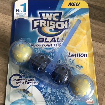 WC Frisch Blau Kraft-Aktiv Lemon getestet von Jasmin